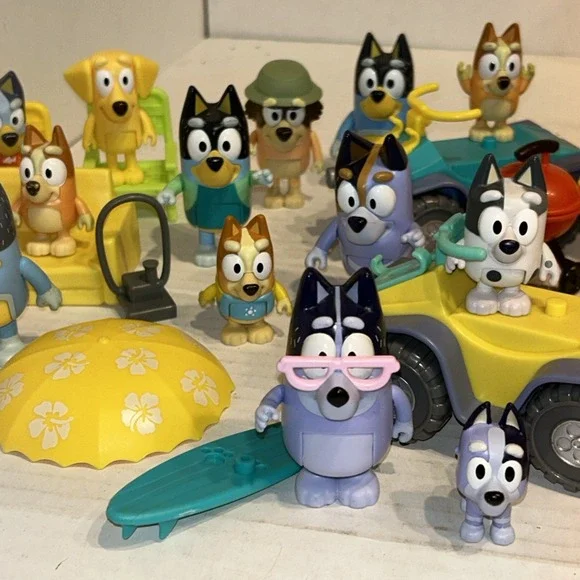 Bluey Extended Heeler Family Uncle Rad Stripe Muffin Nana Socks Chattermax D1 - Picture 3 of 4